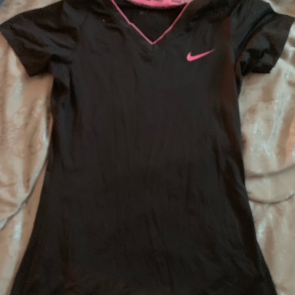 Nike Tops - Nike tee Nike Tops - Nike tee